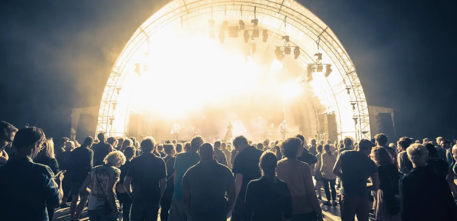 Conciertos y festivales de primavera: cómo planificar su cobertura
